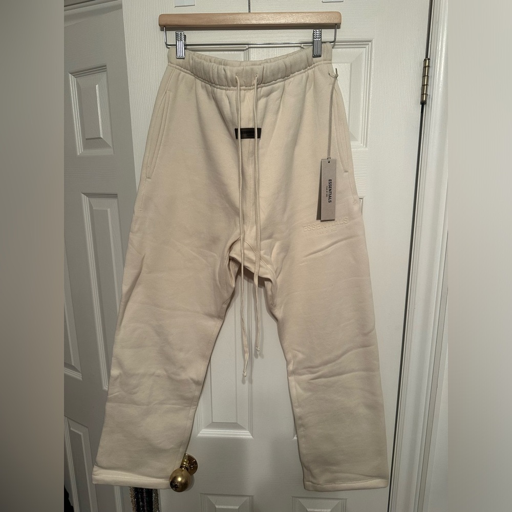 Fear of God Essentials Men’s pants